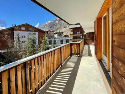 Ein allgemeiner Bergblick oder ein Berglick von der Ferienwohnung aus