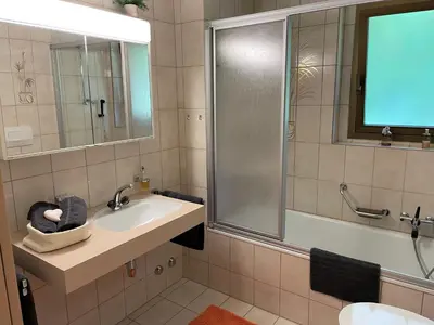 Ein Badezimmer in der Unterkunft Lago Maggiore by Fewotessin
