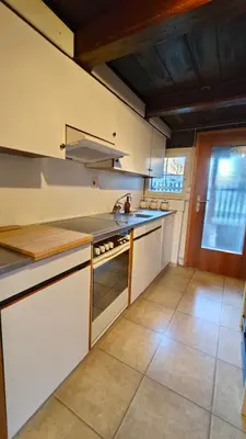 Küche/Küchenzeile in der Unterkunft Charmantes Haus in Unterseen