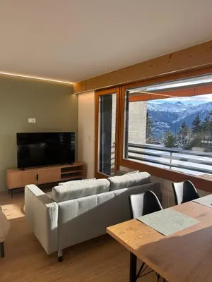 Ein allgemeiner Bergblick oder ein Berglick von der Ferienwohnung aus
