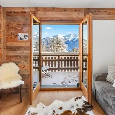 Studio rénové avec vue sur les montagnes
