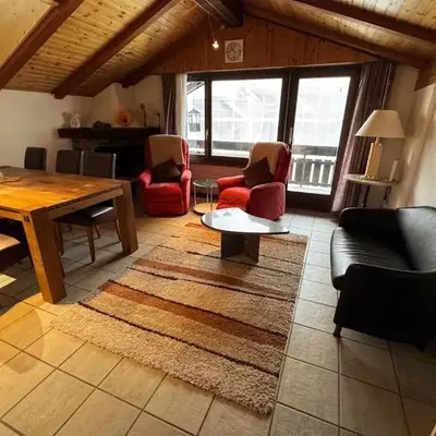 Zentrale Wohnung mit 3 Zimmern
