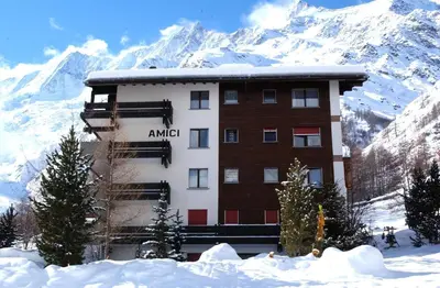 Ein allgemeiner Bergblick oder ein Berglick von der Ferienwohnung aus