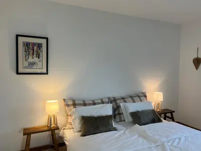 Ein Bett oder Betten in einem Zimmer der Unterkunft Apartment with a garden, close to golf