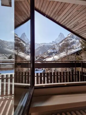 Ein allgemeiner Bergblick oder ein Berglick von der Ferienwohnung aus