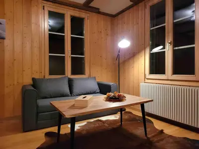Ein Sitzbereich in der Unterkunft Mountain View Apartment in Leissigen by Interlaken