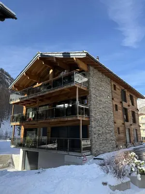 Das Gebäude in dem sich die Ferienwohnung befindet