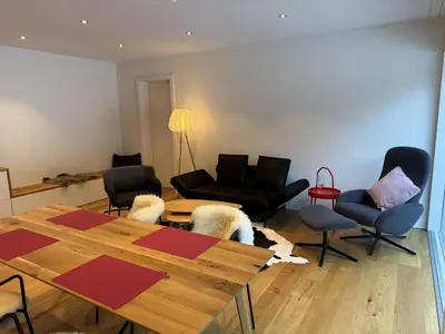 Ein Sitzbereich in der Unterkunft Apartment Strahlhorn by Interhome