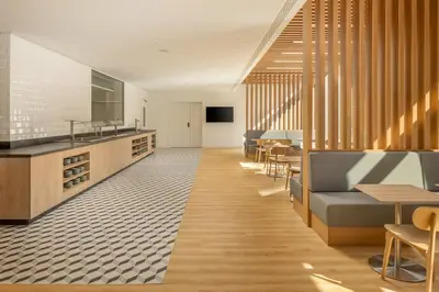 TV/Unterhaltungsangebot in der Unterkunft Holiday Inn Express & Suites Sion by IHG