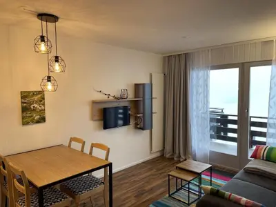 Ein Sitzbereich in der Unterkunft Fontanettaz V 014 - MOUNTAIN apartment 4 pers