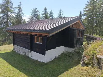 Das Gebäude in dem sich das Chalet befindet