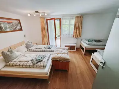 Ein Bett oder Betten in einem Zimmer der Unterkunft Entire Chalet with private Sauna