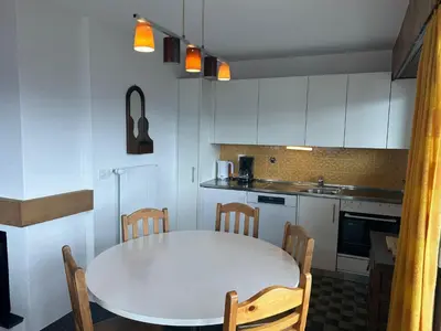 Küche/Küchenzeile in der Unterkunft Combyre C 020 - COMFORTABLE apartment 6 pers