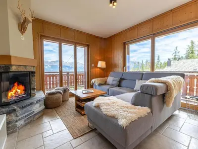 Ein Sitzbereich in der Unterkunft Apartment in Veysonnaz with Ski Slope Access