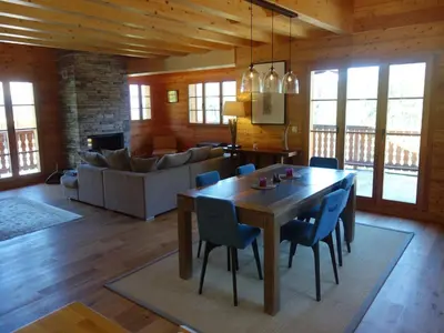 Ein Sitzbereich in der Unterkunft Chalet in Les Masses with ski storage