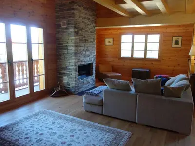 Ein Sitzbereich in der Unterkunft Chalet in Les Masses with ski storage
