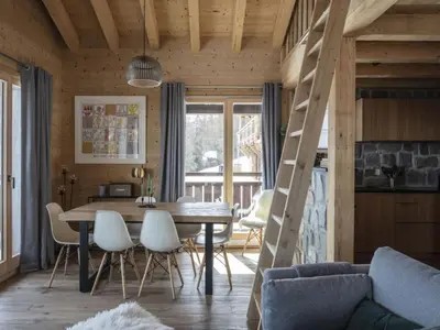 Ein Sitzbereich in der Unterkunft Chalet in Les Masses with garden