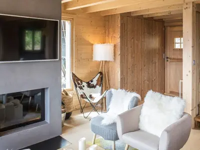 TV/Unterhaltungsangebot in der Unterkunft Chalet in Les Masses with garden