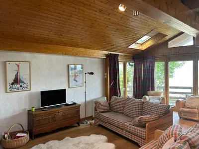 Ein Sitzbereich in der Unterkunft Pet-friendly chalet in Veysonnaz