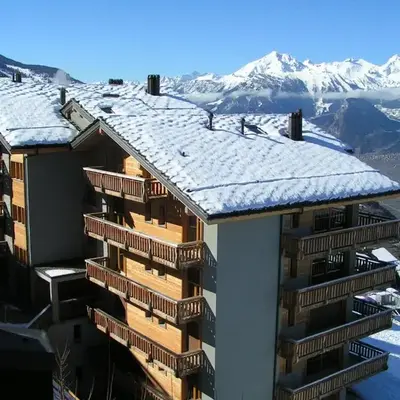 Welcoming apartment with views