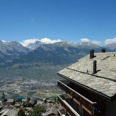 Nice apartment with valley view