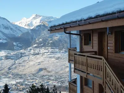 Ein allgemeiner Bergblick oder ein Berglick von der Ferienwohnung aus