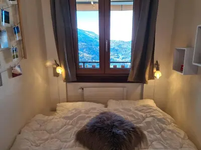 Ein Bett oder Betten in einem Zimmer der Unterkunft Flat in Veysonnaz near Ski Lift & Valley Views