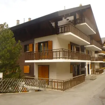 Mountain apartment with parking