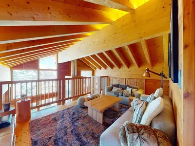 Ein Sitzbereich in der Unterkunft Chalet in Veysonnaz with hot tub