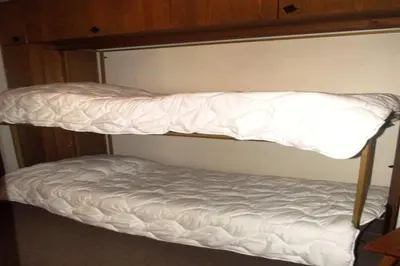 Ein Bett oder Betten in einem Zimmer der Unterkunft Pleasant apartment with balcony