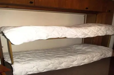 Ein Bett oder Betten in einem Zimmer der Unterkunft Pleasant apartment with balcony