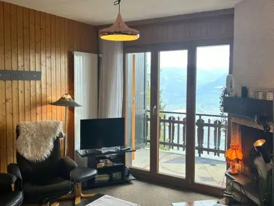 TV/Unterhaltungsangebot in der Unterkunft Apartment with Rhone valley view