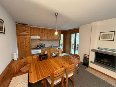 Küche/Küchenzeile in der Unterkunft Gracious apartment in Veysonnaz