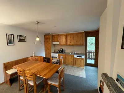 Küche/Küchenzeile in der Unterkunft Gracious apartment in Veysonnaz