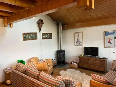 Ein Sitzbereich in der Unterkunft 4-star chalet in Veysonnaz