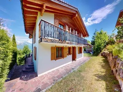 Das Gebäude in dem sich das Chalet befindet