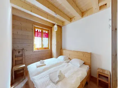 Ein Bett oder Betten in einem Zimmer der Unterkunft Nice apartment with balcony