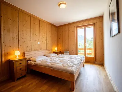Ein Bett oder Betten in einem Zimmer der Unterkunft Chalet in Veysonnaz with balcony