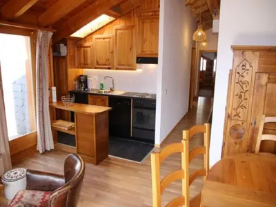 Küche/Küchenzeile in der Unterkunft Apartment Veysonnaz near Ski Lift 4 Vallées