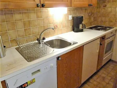 Küche/Küchenzeile in der Unterkunft Apartment in Veysonnaz near Ski Gondola