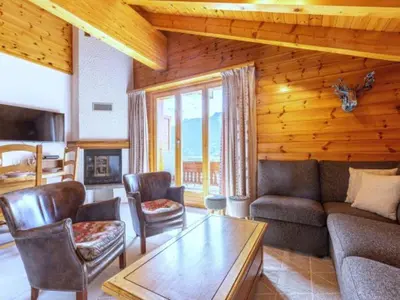 Ein Sitzbereich in der Unterkunft Apartment Veysonnaz near Ski Lift & Shuttle