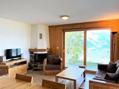 Ein Sitzbereich in der Unterkunft Apartment in Veysonnaz for 8 guests