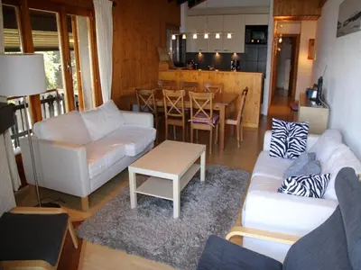 Ein Sitzbereich in der Unterkunft Stunning view apartment in Veysonnaz