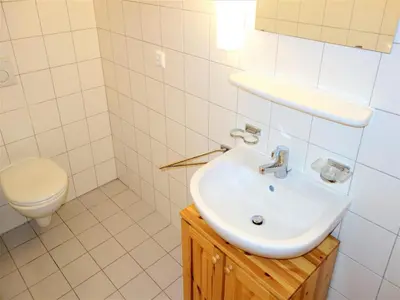 Ein Badezimmer in der Unterkunft Flat in Nendaz near Ski Lift & Slopes