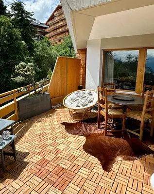 Ein Balkon oder eine Terrasse in der Unterkunft Ski