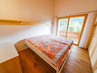 Ein Bett oder Betten in einem Zimmer der Unterkunft Apartment Kronenplatz 11 OG by Interhome