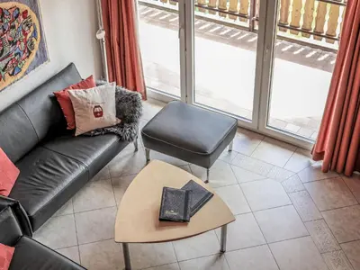 Ein Sitzbereich in der Unterkunft Apartment Residence Chateau B-3 by Interhome