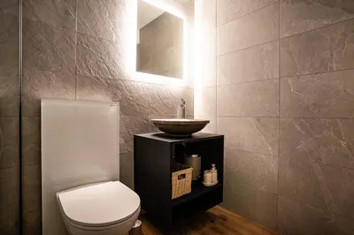Ein Badezimmer in der Unterkunft MALU appartment Zermatt