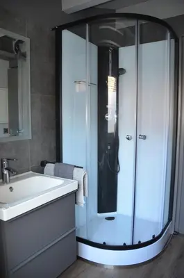 Ein Badezimmer in der Unterkunft Q-Lodge 104