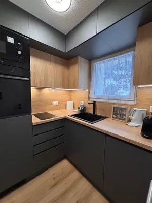 Küche/Küchenzeile in der Unterkunft Luxuse Ferienwohnung Flüe 11